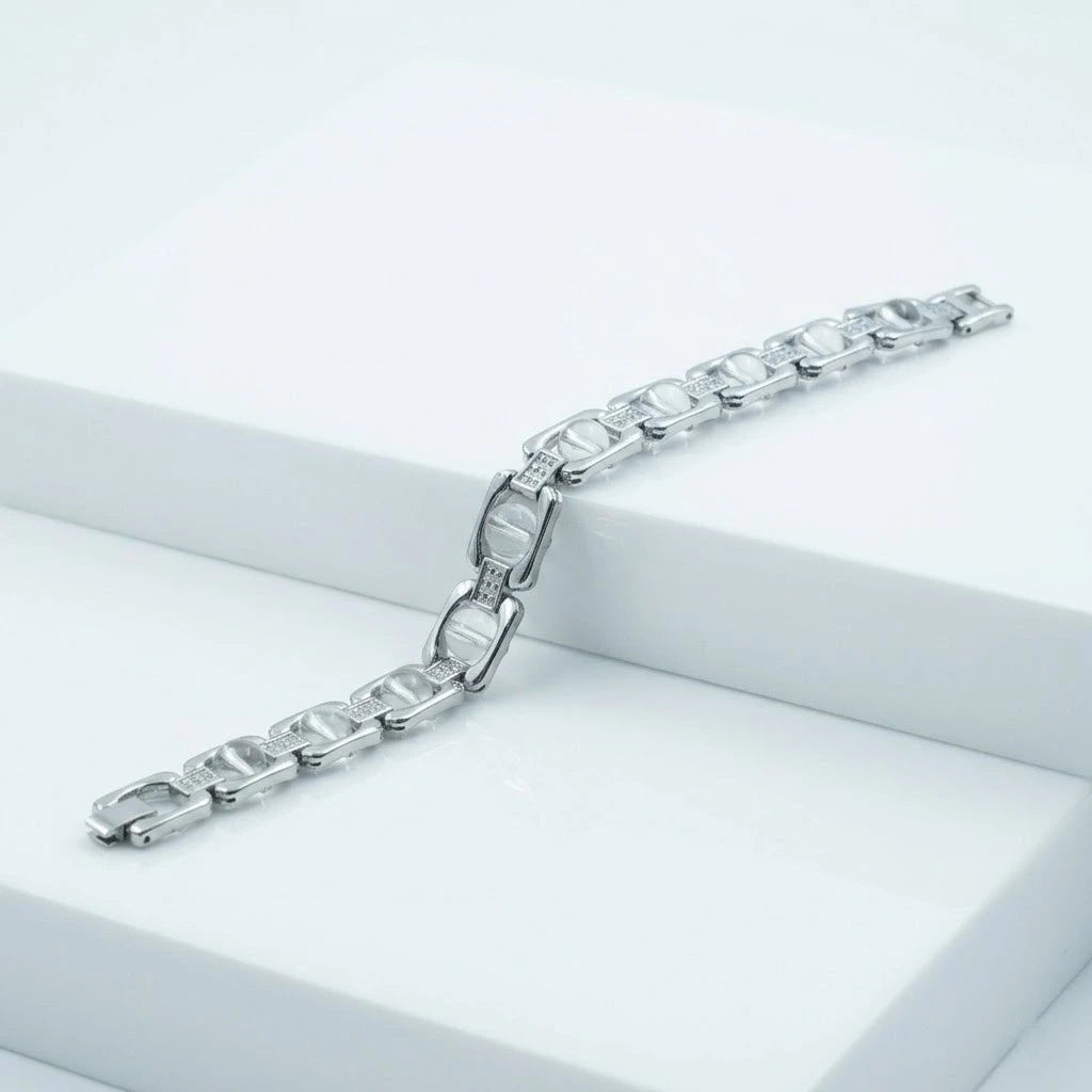 Rupastha Premium Sphatik Luxury Link Bracelet